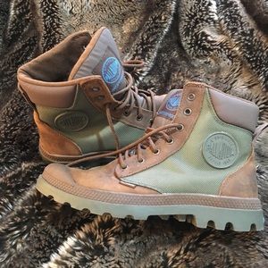 Palladium boots size 9 US green & brown